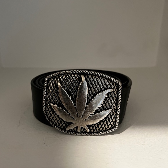 Accessories - Lucien Pellat Finet - Belt w/Leaf buckle in a silver tone